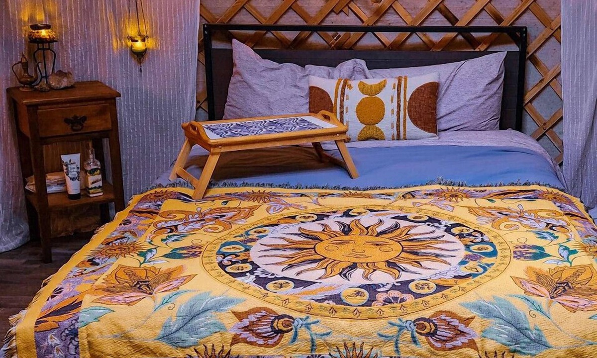 Buckley RV Rental | Celestial Yurt · Hobbit Door + Electricity · Stargazer's Retreat · Hot Tub