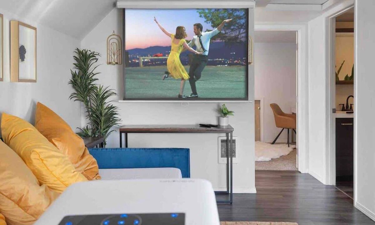 Centralia Apartment | Centralia Theater Apt w/Projector | Sleeps 4