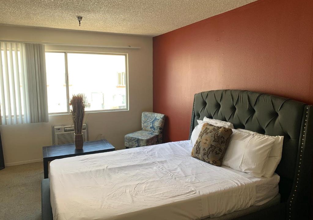 Pico - Robertson Apartment | Charming Hotel Style Unit-C13