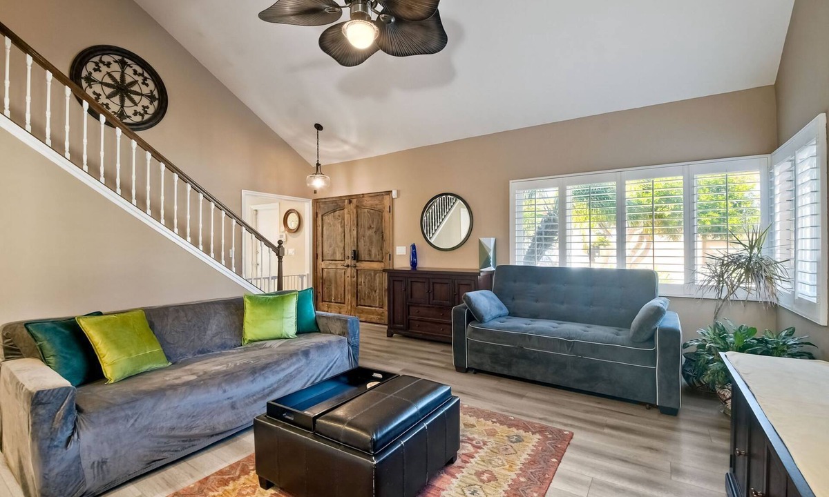 University City Villa | Charming La Jolla Area, 4bd/2bth w/Putting Green and NEW Ping Pong Table!