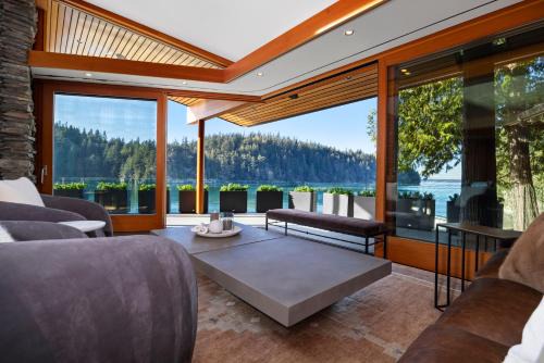 Bellingham House | Chuckanut Point Villa 2 Bedroom