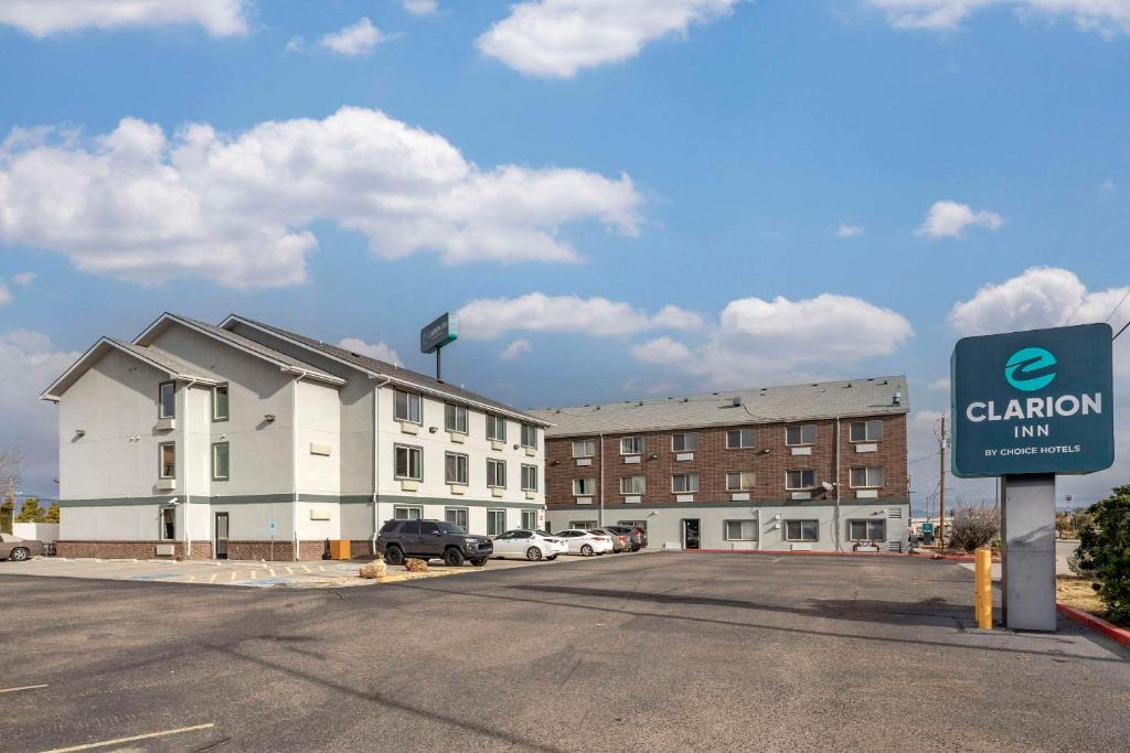 Kingman Hotel | Clarion Inn Kingman I-40 Route 66