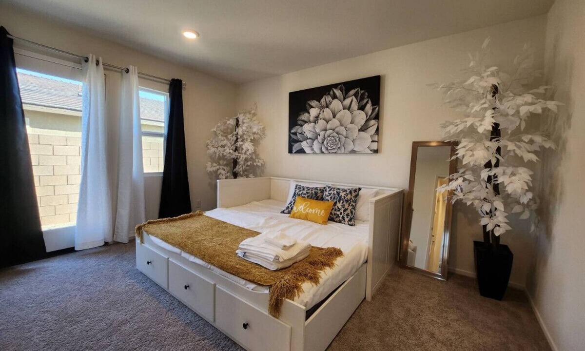 Coachella House | Coachella Getaway - Casita Only, Walk To Festivals