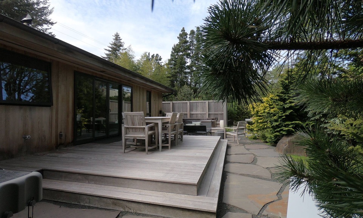 Manzanita Hotel | Coast Cabins