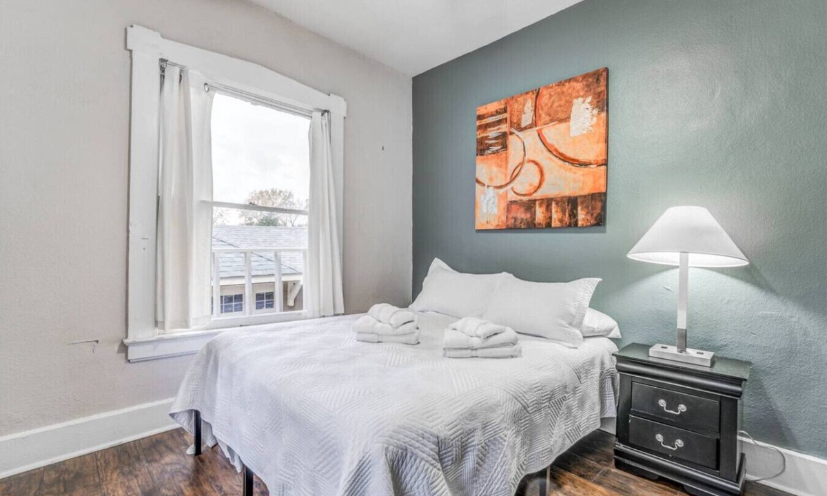 New Pathways Apartment | Cornerlight Haven | 6 Min to Overton Square