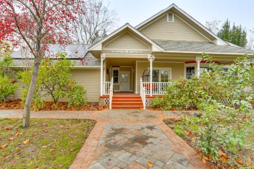 Los Molinos House | Country Comfort! Spacious Family Home By Red Bluff