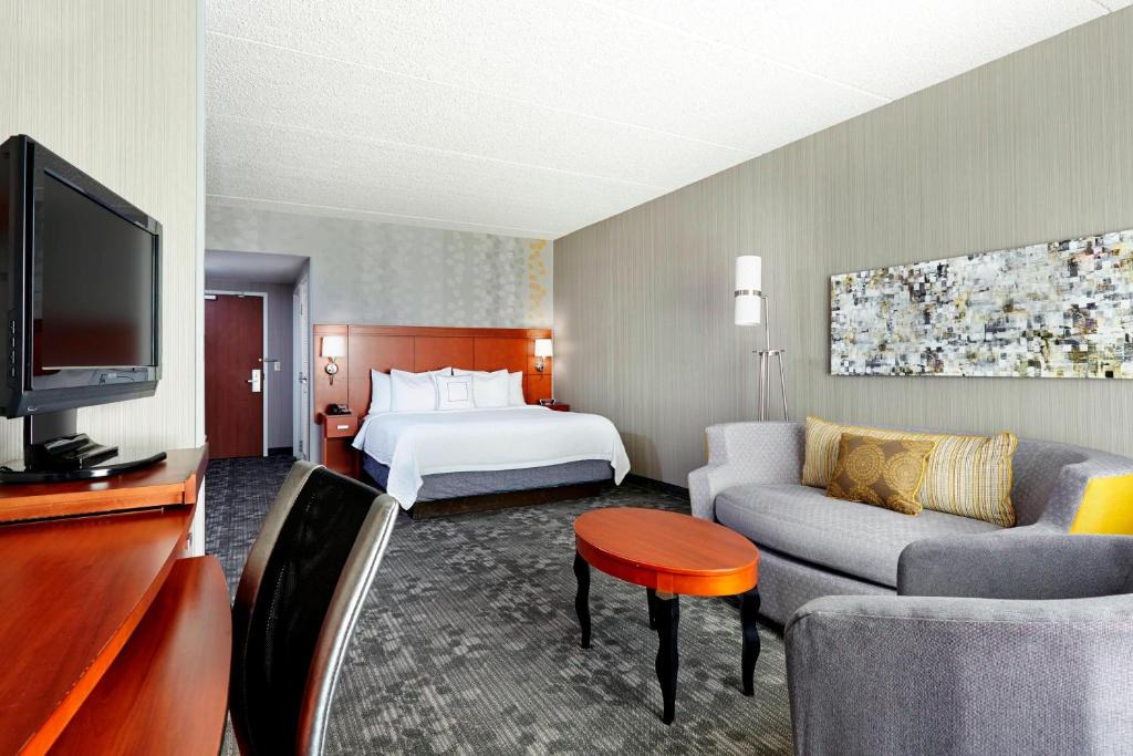 Deer Valley Hotel | Courtyard Phoenix North/Happy Valley