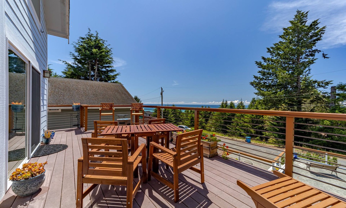 Shelter Cove House | Cozy coastal home with magnificent ocean views, near private landing strip.