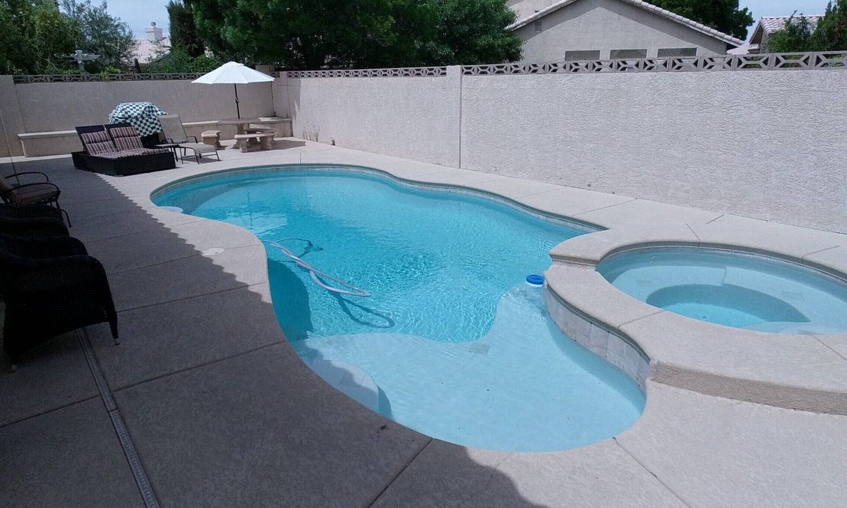 Silverado Ranch House | Cozy house with pool minutes away from the Las Vegas Strip