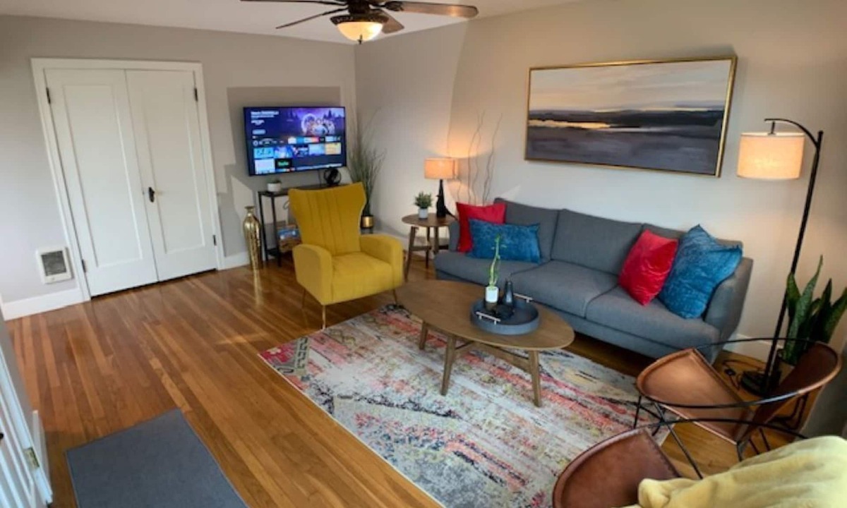 Hough House | Cozy Nest - Uptown 2BR, 2 Bath with Small Yard