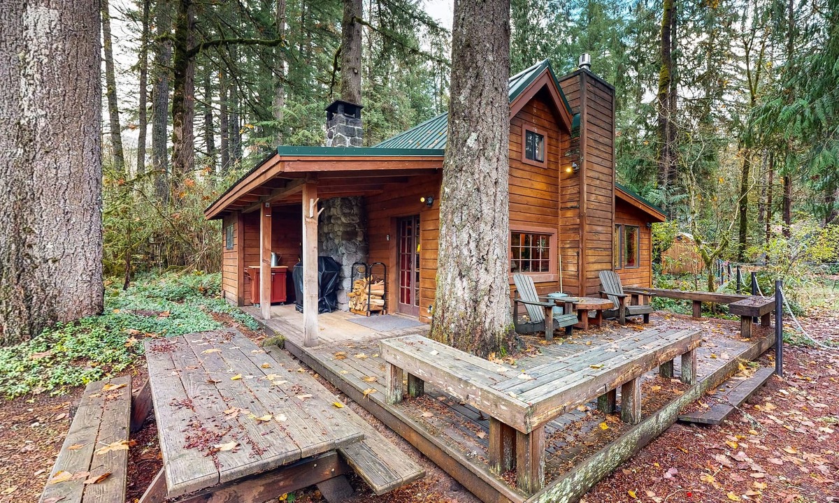 Brightwood Cabin | Cozy riverfront cabin with wood-burning fireplace, lovely deck, and washer/dryer
