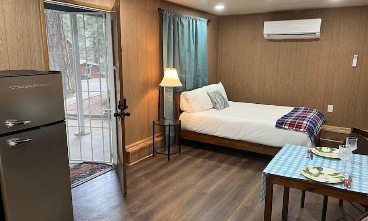 Running Springs Apartment | Cozy Studio retreat in San Bernardino Mountains. Pet-Friendly!