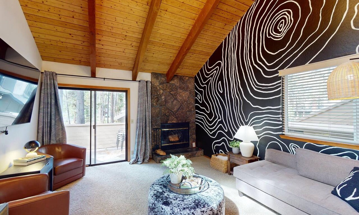 Tennis Village Condo | Cozy Sunriver Condo with Access to Exclusive Golf