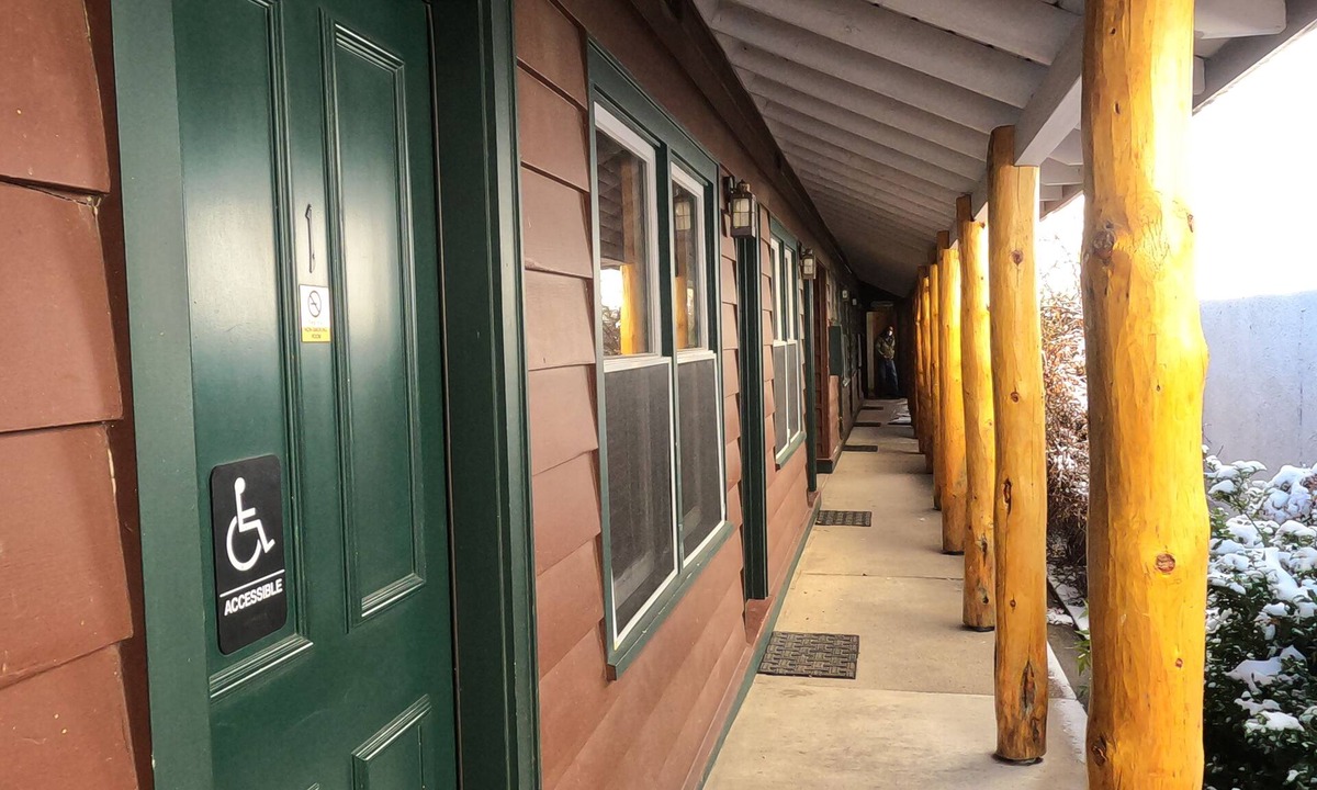 Markleeville Hotel | Creekside Lodge