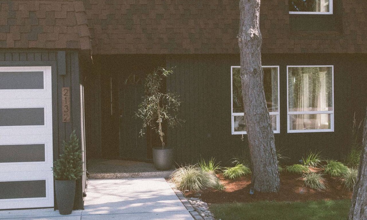 West Salem House | Crozer Place