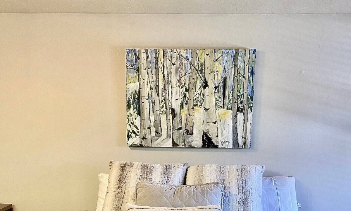 Brian Head Apartment | Darling Remodeled Studio Condo Close to the Navajo Ski Slopes & Store