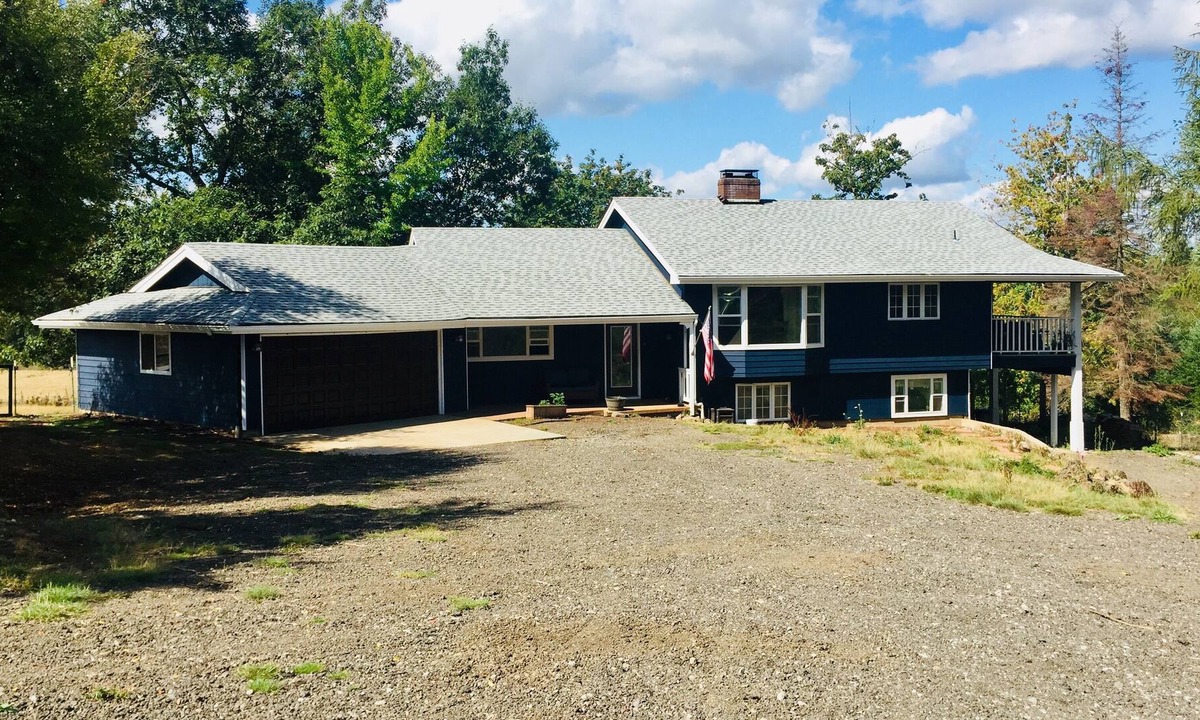 Venersborg House | Daylight Basement Country Home With Private Entry