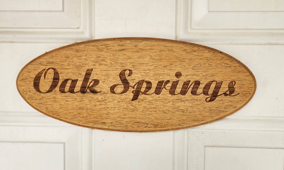 Maupin Apartment | Deschutes Motel - Oak Springs - Queen Suite w/1 Queen Bed