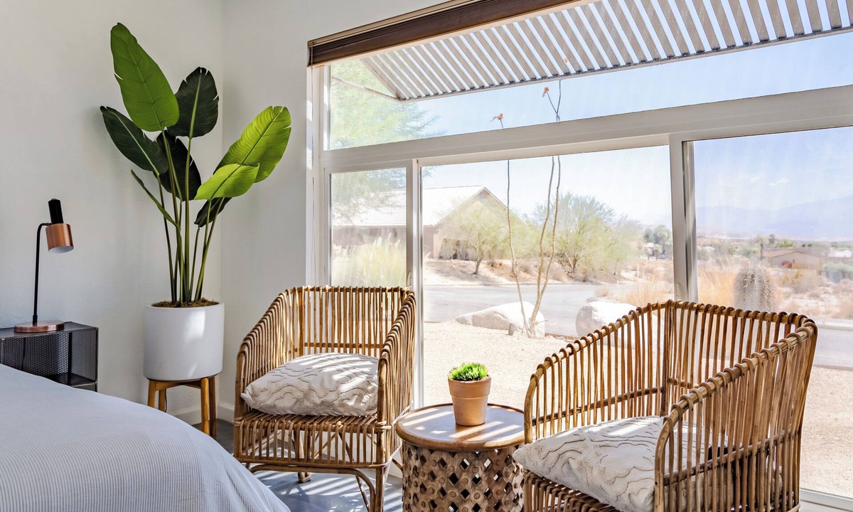 Desert Hot Springs Hotel | Desert Hot Springs Inn