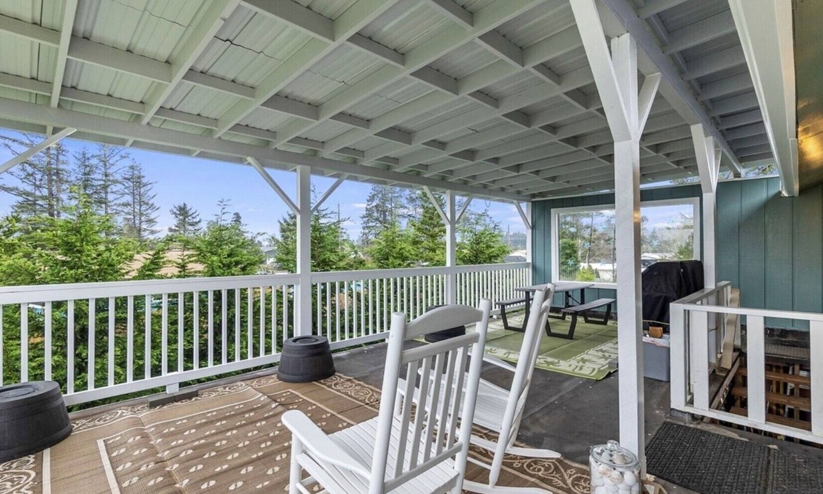 Westport House | Dogs Ok, Modern, BBQ, Pit, EV Charging (Westport)