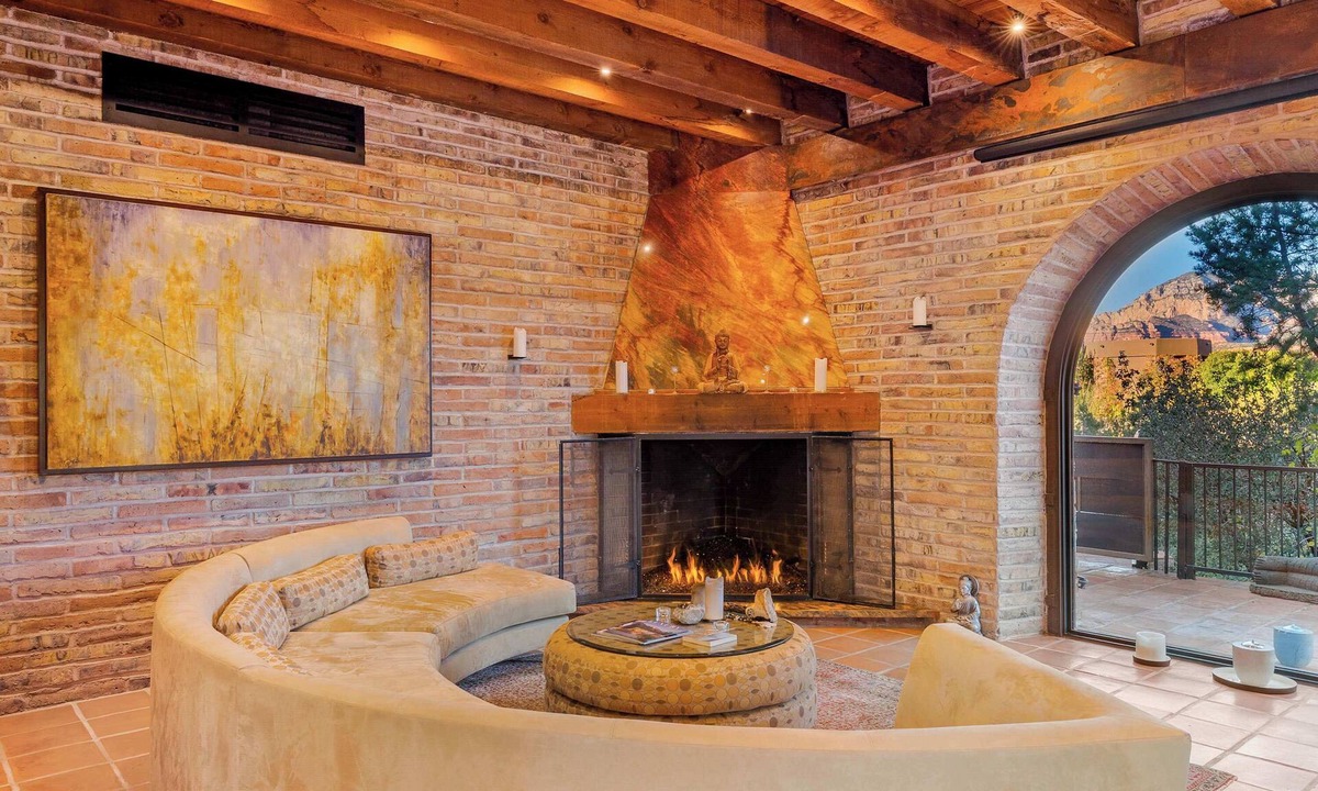 West Sedona House | Eagle Dancer Luxury Casa | Spa Amenities & Trails