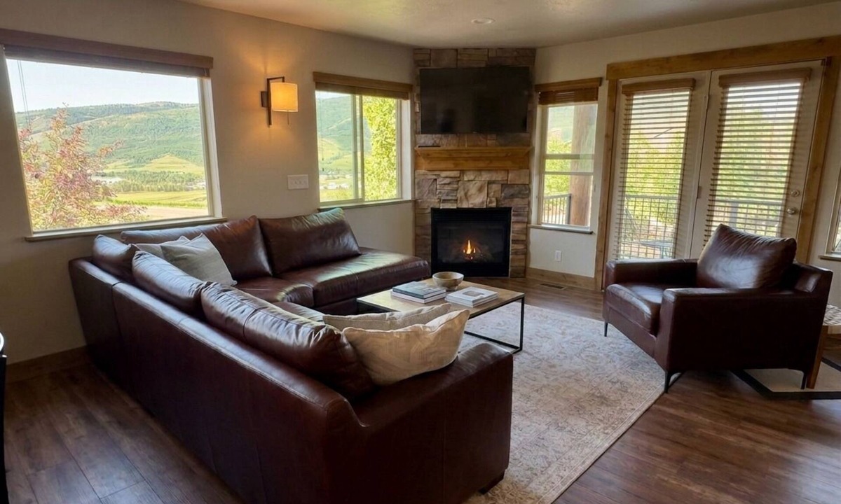 Eden Condo | Eden Corner Unit Near Powder Mountain Snowbasin and Pineview Reservoir