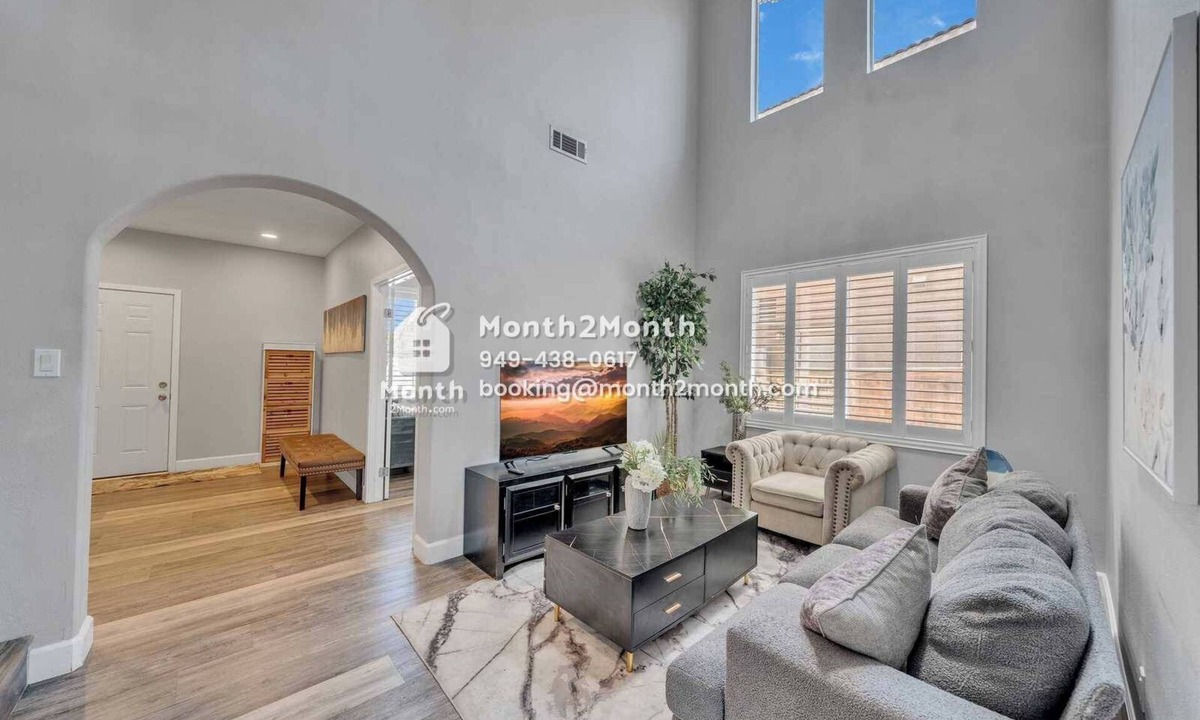 Moreno Valley House | Elegant 5BR｜Family-Friendly Comfort｜Dedicated Office｜Serene Patio Escape #41354