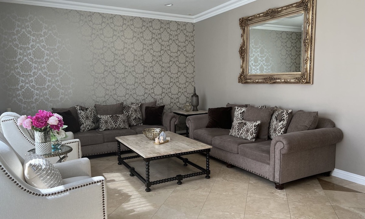 Granada Hills South House | Elegant and Spacious home with a private backyard and pool.