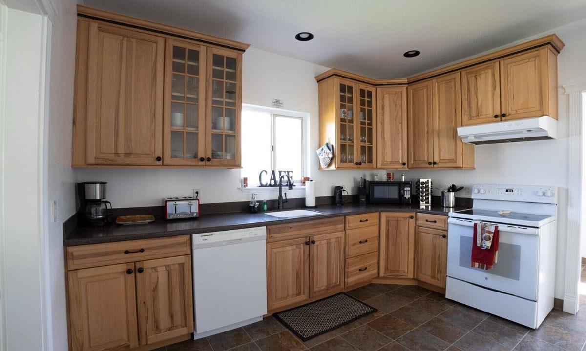 Clatskanie House | Enjoyable 3-bedroom house with WiFi in charming Westport