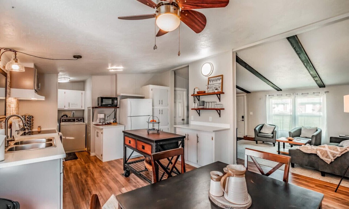Philomath House | Escape to a beautiful country getaway