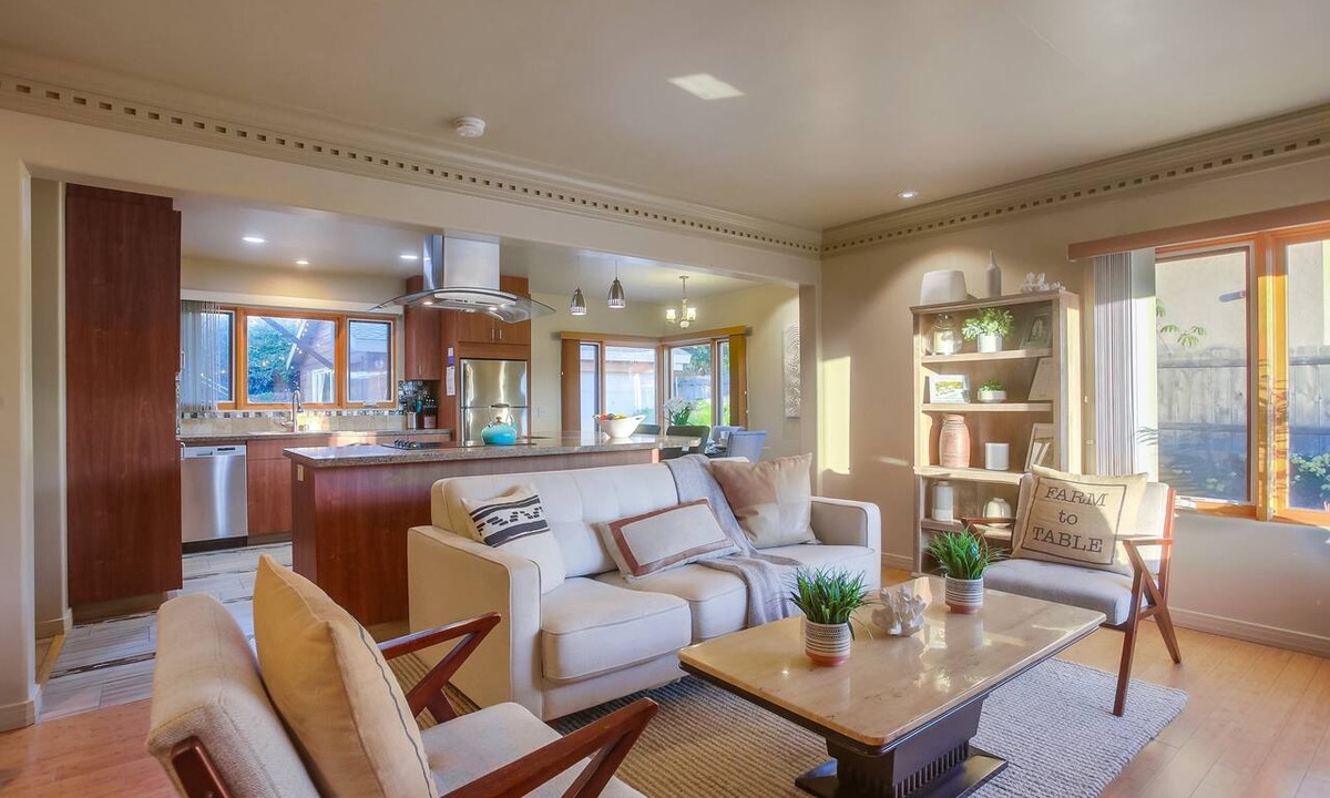 Beach Barber Tract Condo | Exclusive Backyard * Ground Level * Blocks to Beach