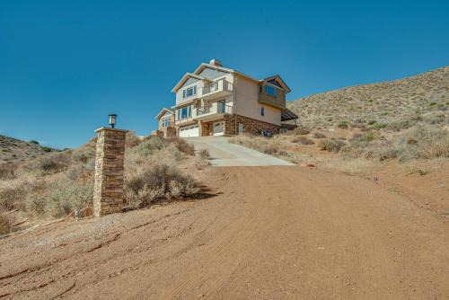 Acton House | Expansive Mountain Gem: Game Room, 3 Mi to Acton