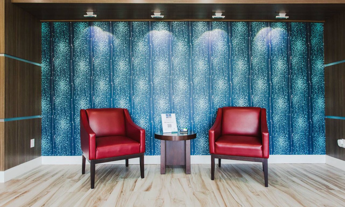 Spring Hotel | Express Inn - Spring