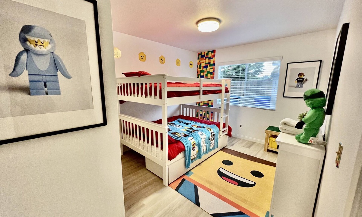 Guajome House | Family Beach Home w/Playground & Lego Room