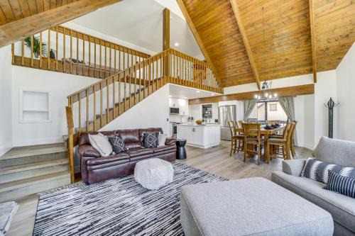 Munds Park House | Family Friendly: Modern Cabin in Munds Park!