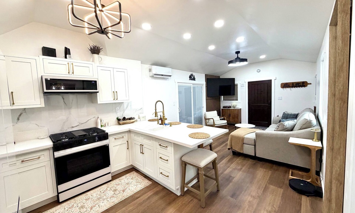 Arrowbear Lake Cabin | Family Friendly Cabin close to Snow Valley Mountain Resort !
