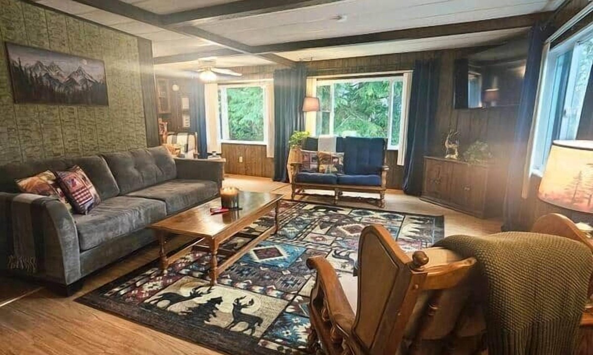 Sekiu House | Forest Cabin Near Sekiu Fish & Hunt Basecamp