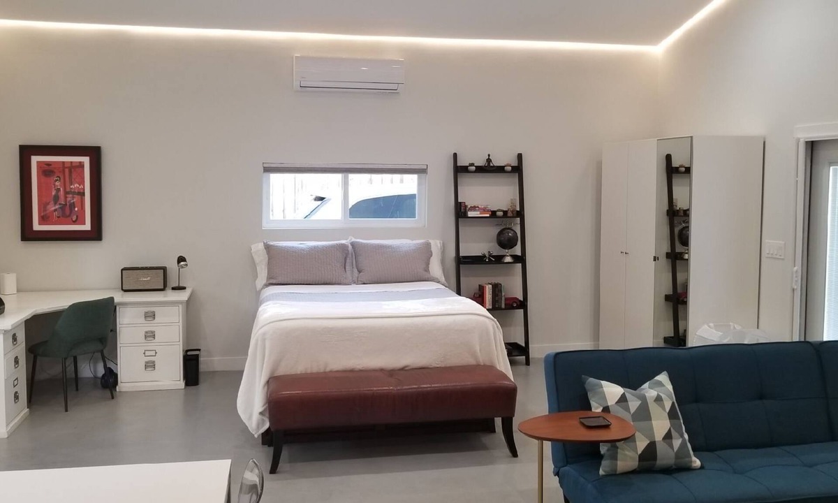 Los Angeles County Apartment | Fully Furnished Studio, Private Parking, Laundry, Private Outdoor Space