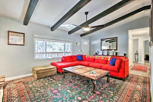 Show Low House | Furnished Deck: Show Low 'White Mountain Cottage'