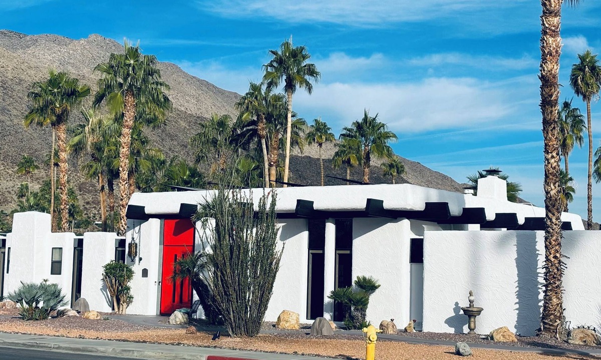 Canyon Corridor House | Gabor Estate-South Palm Springs, 28 days or more