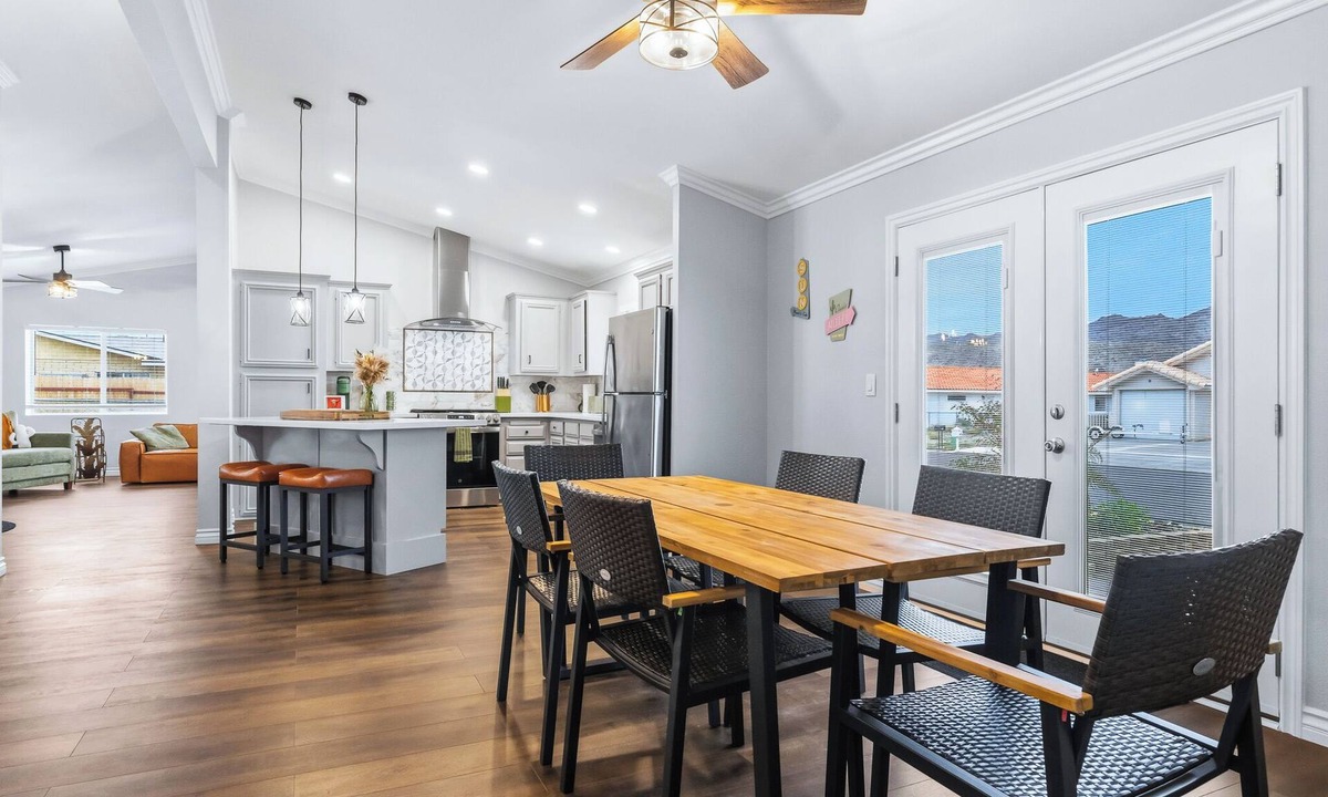 Holiday Shores House | Game On! River Getaway Sleeps 10 in Bullhead City