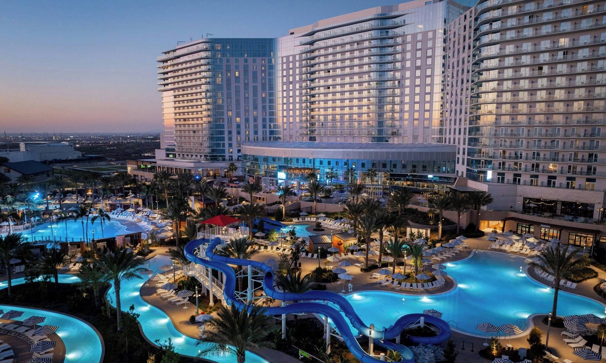 Lincoln Acres Hotel | Gaylord Pacific Resort & Convention Center
