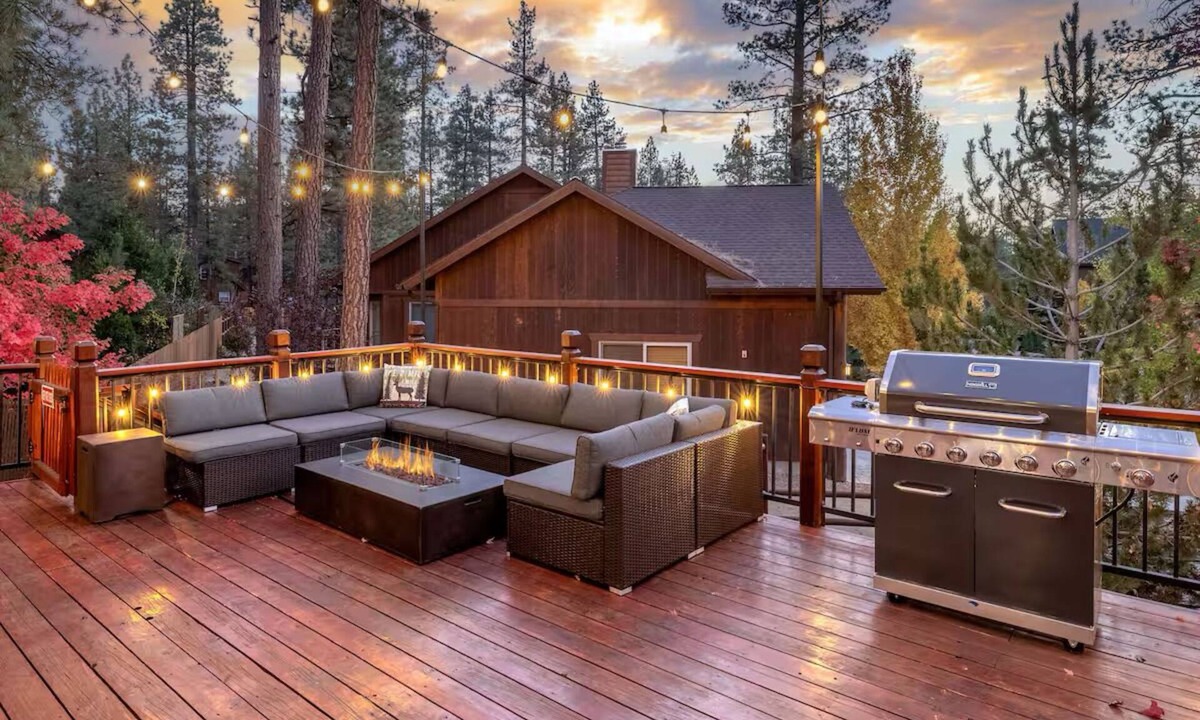 Eagle Mountain Estates Cabin | Gold Rush Lodge- 3BR, Pool table and deck