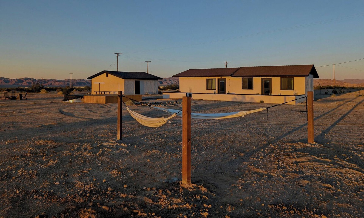 Twentynine Palms House | Golden Moon Hideaway: A Stargazer's Retreat