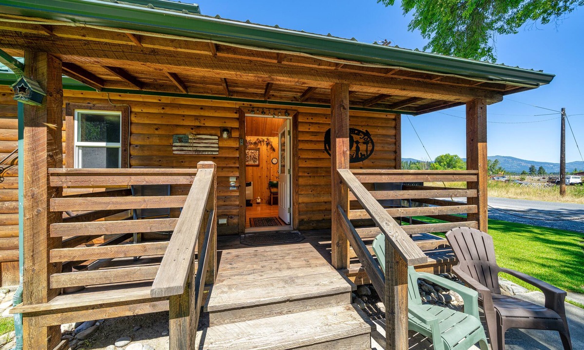 Northport Cabin | Grandma Jo’s