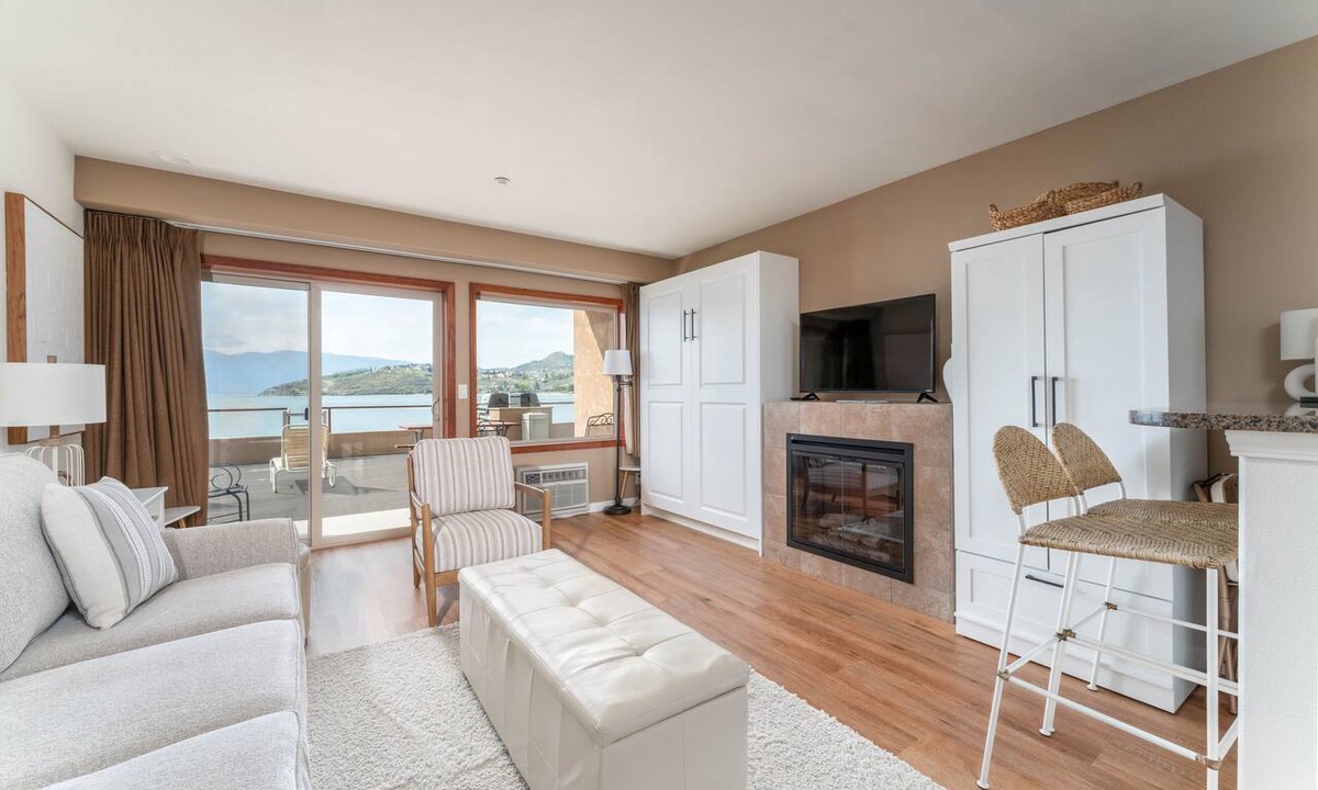 Chelan Condo | Grandview 511 - Waterfront