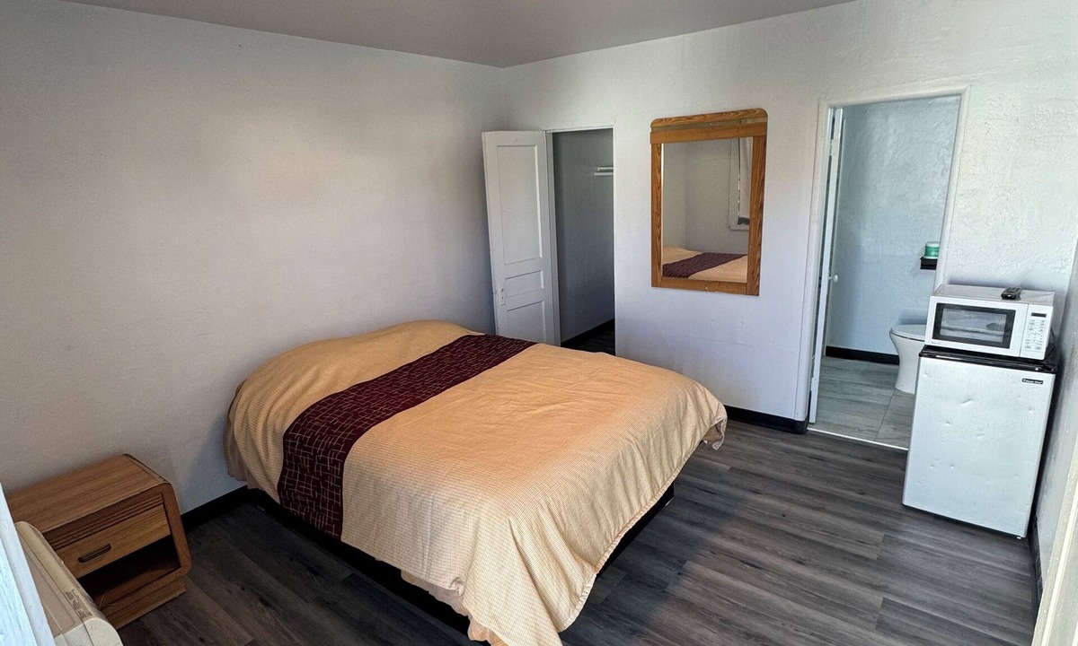 Victorville Hotel | Green spot motel