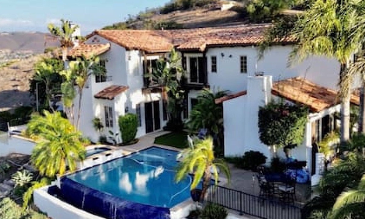 Vista Villa | [H4] Love at First Syrah private oasis!