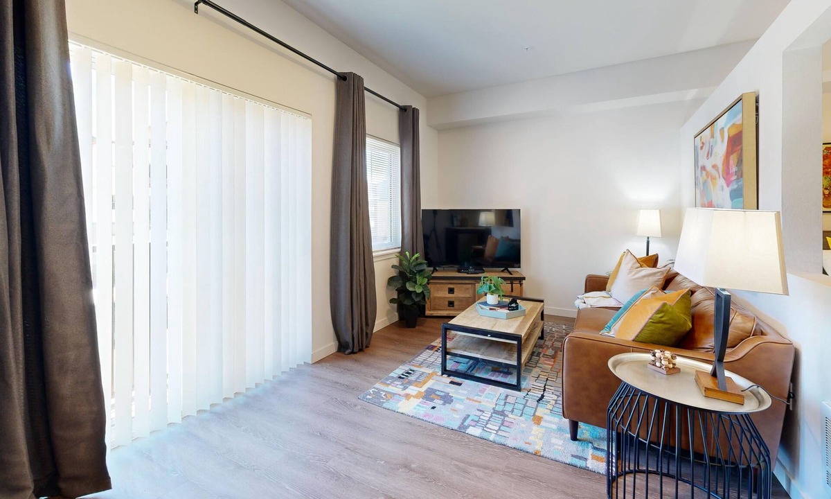 Fort Lewis Apartment | H4N Wellstone - 1 Bed Apartment Near JBLM