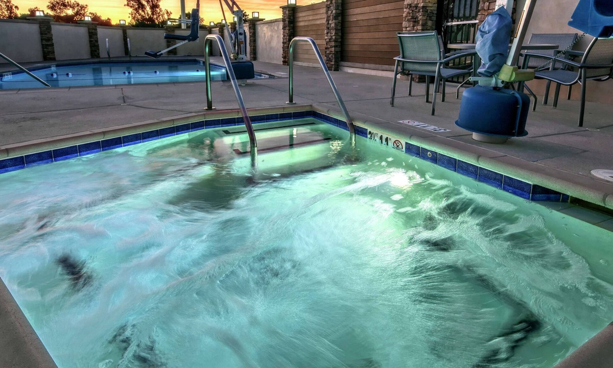 Cardiff-by-the-Sea Hotel | Hampton Inn Cardiff Beach Encinitas, CA Near Del Mar